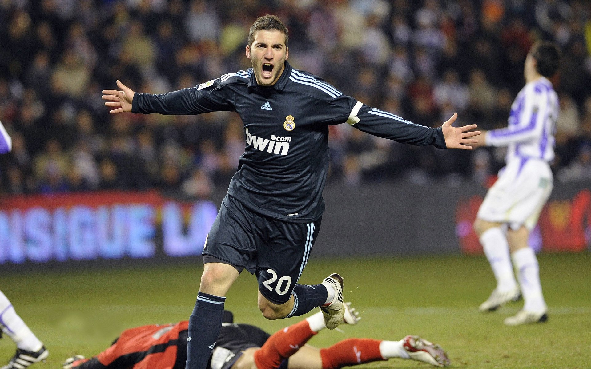 南非橄榄球队的国际赛事表现稳定，具备持续竞争力，南非橄榄球队员